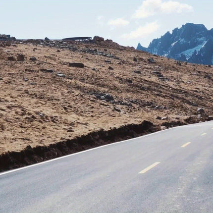 منفاخ إطارات رقمي من CaRSun - طاقة محمولة وضغط دقيق